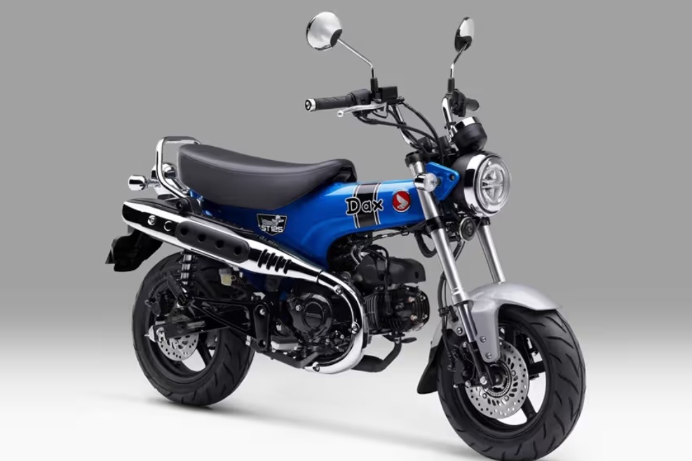 Honda ST125 Dax